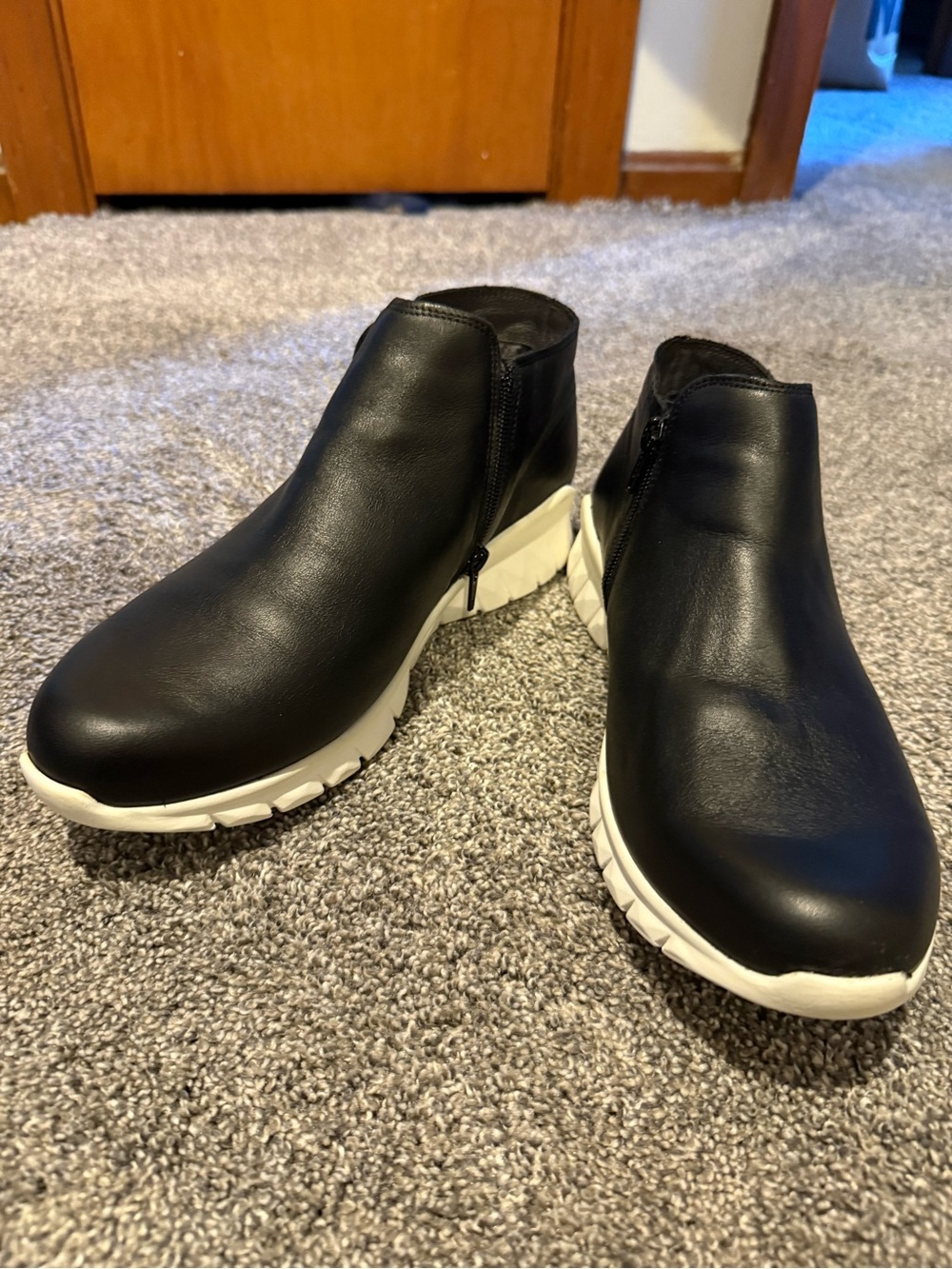 Naot Black Leather Ankle Booties with White Sole & Zipper on both sides